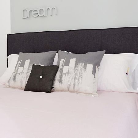 Altido Superb Apt Near Arco Della Pace And Sforzesco Castle ميلان المظهر الخارجي الصورة
