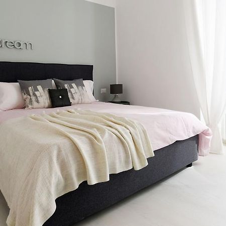 Altido Superb Apt Near Arco Della Pace And Sforzesco Castle ميلان المظهر الخارجي الصورة